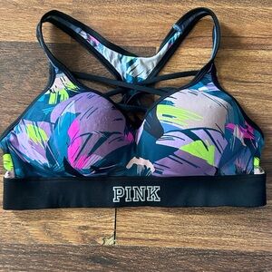 PINK Ultimate Sports Bra Size Medium